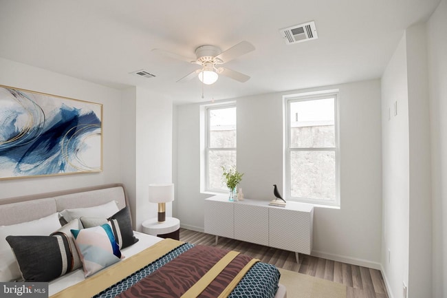 Building Photo - 2626-28 Ridge Ave