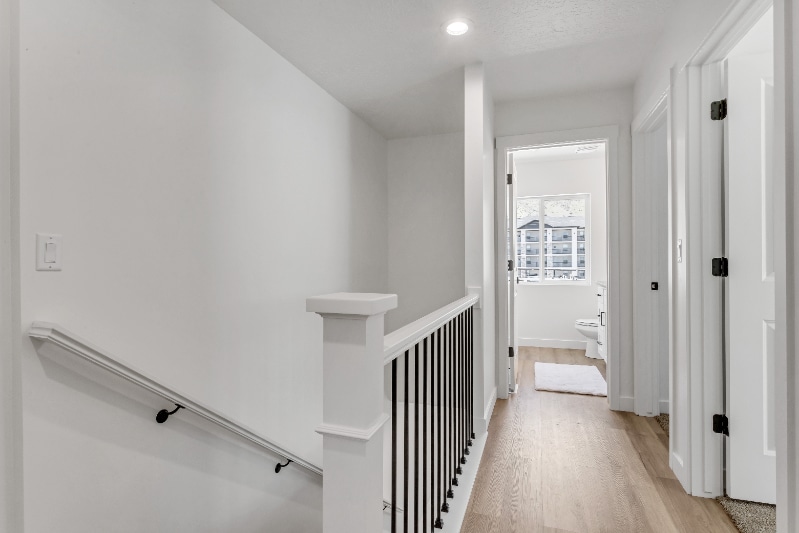 Building Photo - 1302 S 1100 E