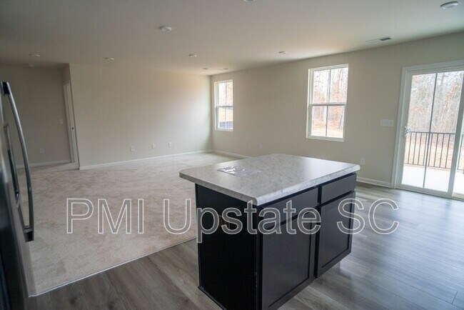 Building Photo - 132 Wls Sta Rd