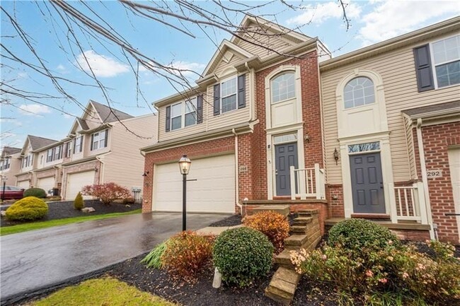 Building Photo - 294 Maple Ridge Dr