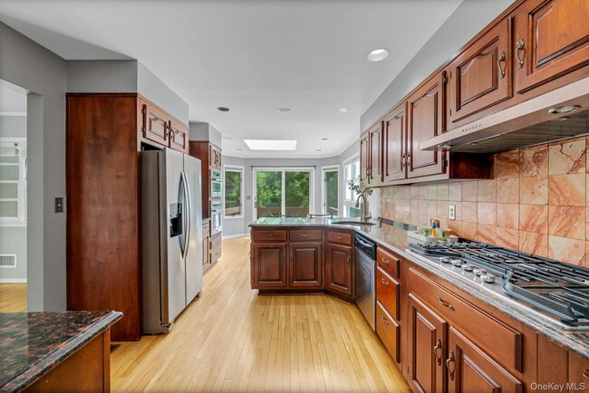 Building Photo - 67 Malvern Ln