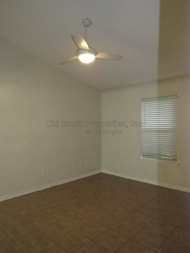 Building Photo - 3328 Pine Forest Rd