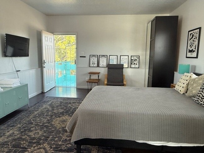 Building Photo - Humble Abode