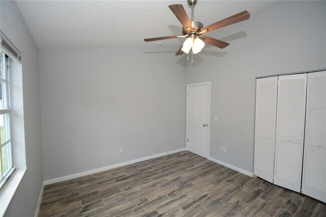 Building Photo - 107 Brunswick Ln