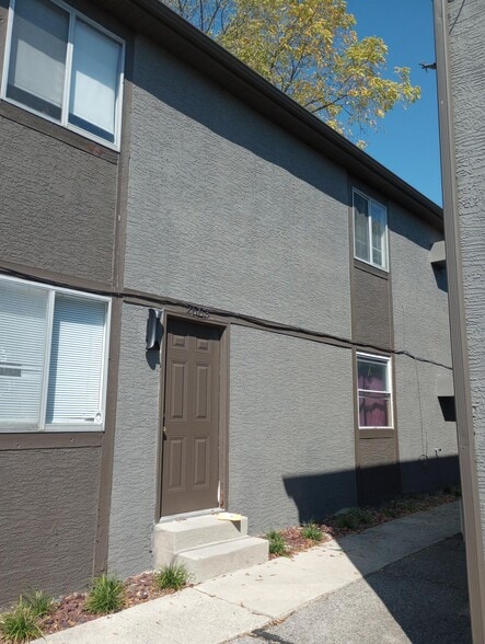 Building Photo - 2663-2671 Medary Ave