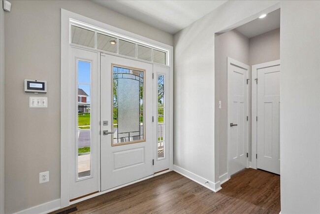 Building Photo - 1303 Potomac View Pkwy