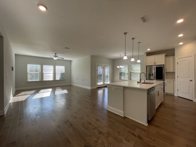 Building Photo - Beautiful home in Foxland Harbor