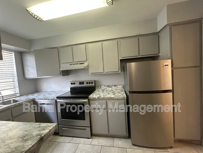 Building Photo - 7502 BOLANOS Ct