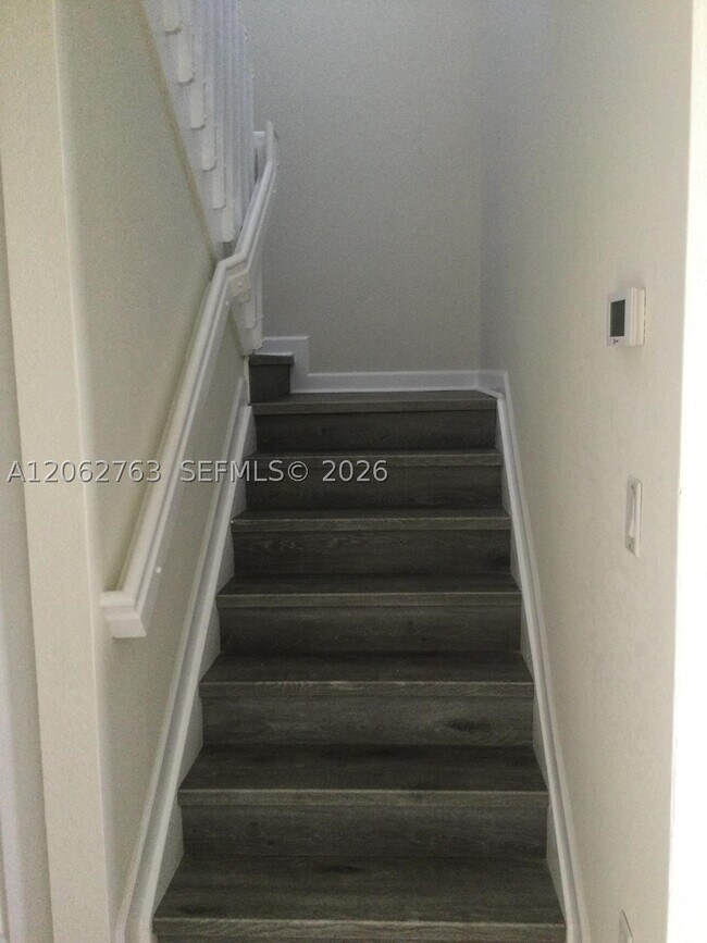 Building Photo - 17370 SW 153rd Ave
