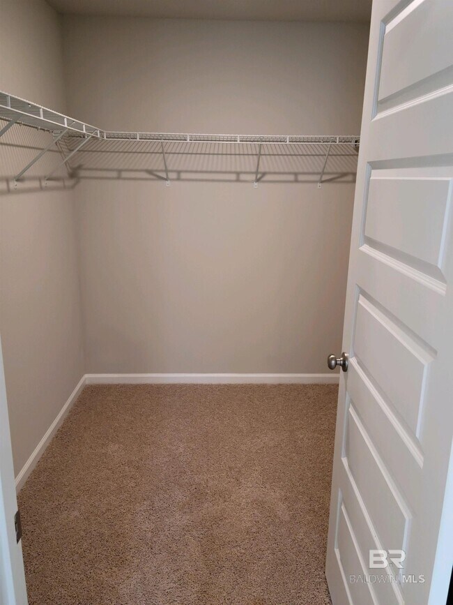 Building Photo - 23213 Shadowridge Dr