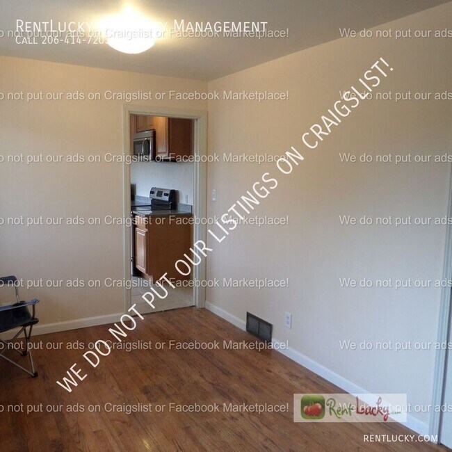 Building Photo - 1700 S 220th St