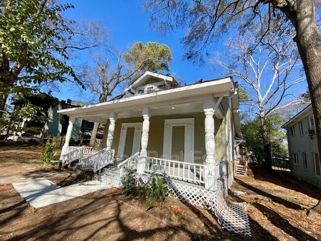 Building Photo - 546 Dalzell St