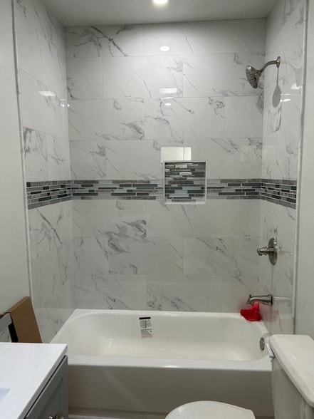 Building Photo - 327 Bayou Rd