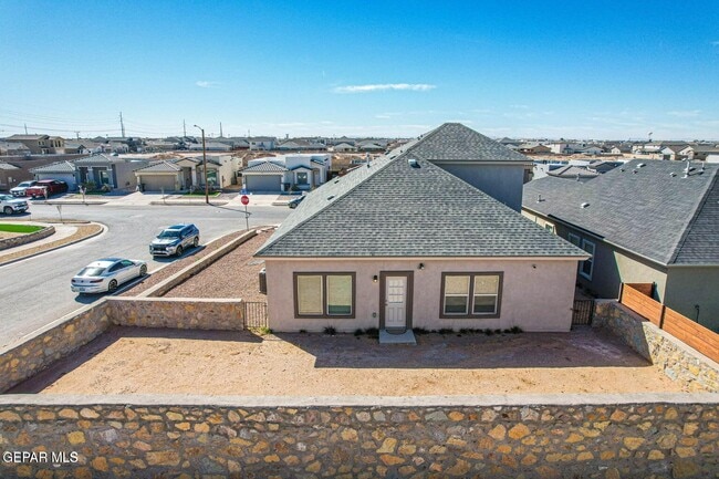 Building Photo - 13941 Garforth Ave