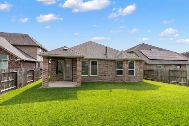 Building Photo - 18115 Westward Dale Dr