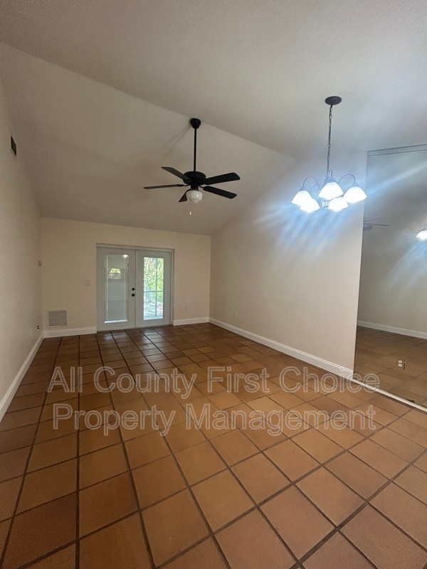 Building Photo - 313 Bay Pl