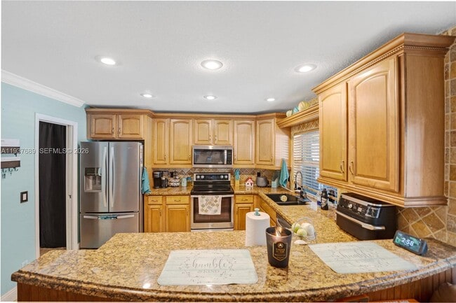 Building Photo - 5821 NW 56th Pl