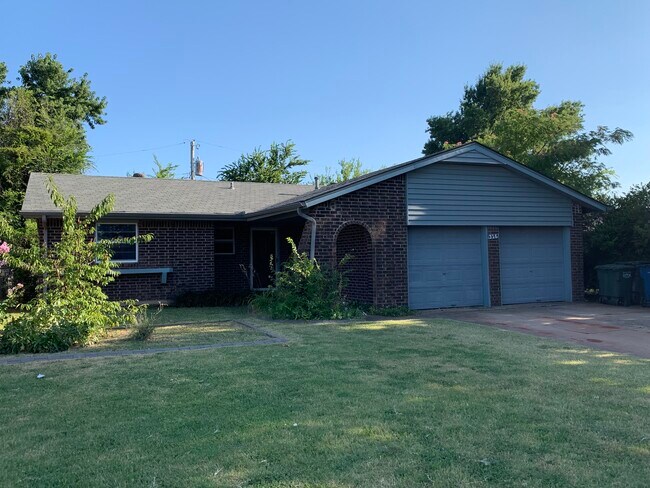Primary Photo - 316 Cedar Crest Drive