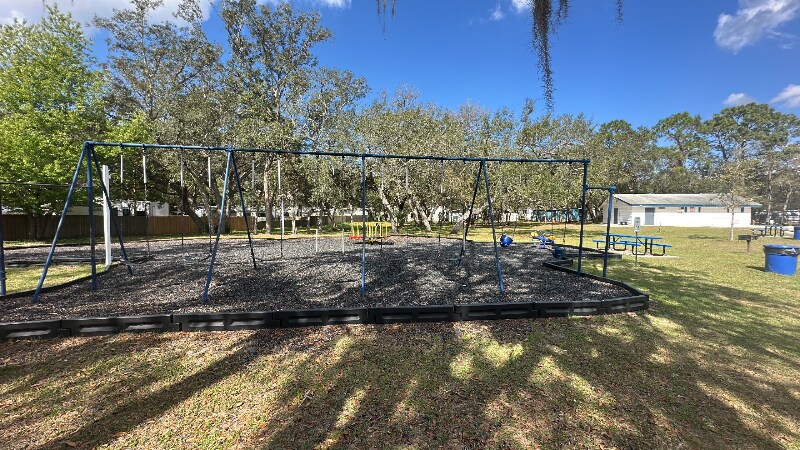 Building Photo - 3000 Clarcona Rd