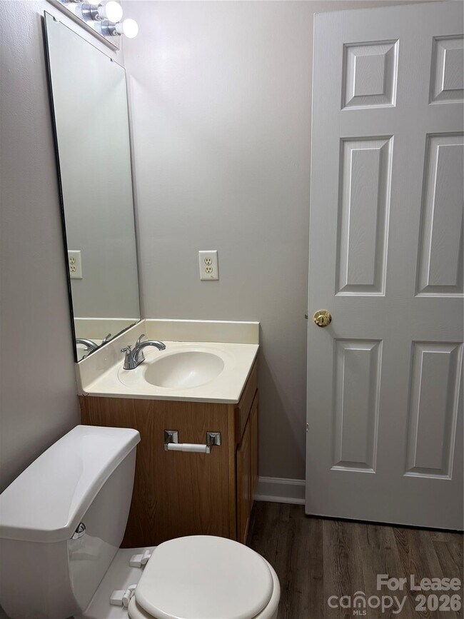 Building Photo - 4924 Aldersbrook Dr