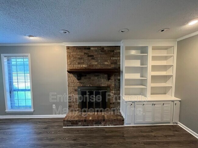 Building Photo - 1447 Tree Haven Cove