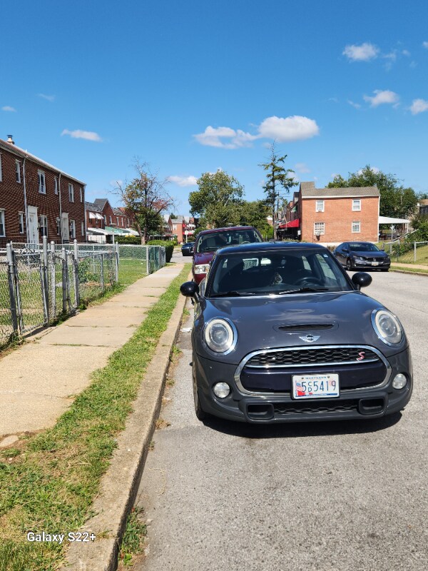 Building Photo - 5338 Nelson Ave