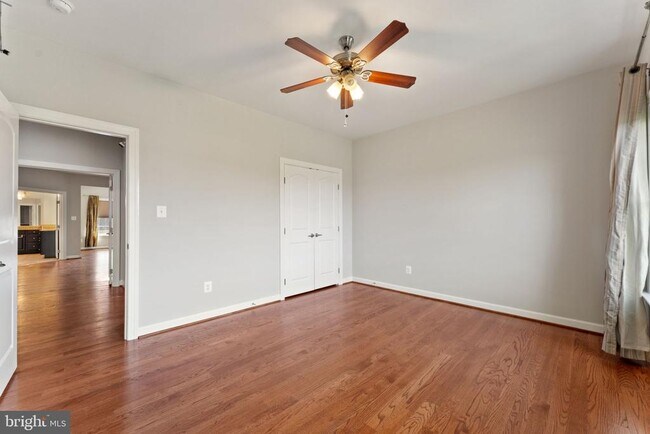 Building Photo - 42524 Rowderbury Square