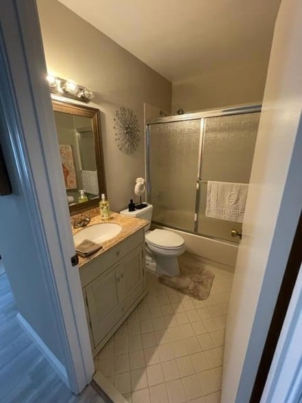 Building Photo - 5899 Parkwalk Dr