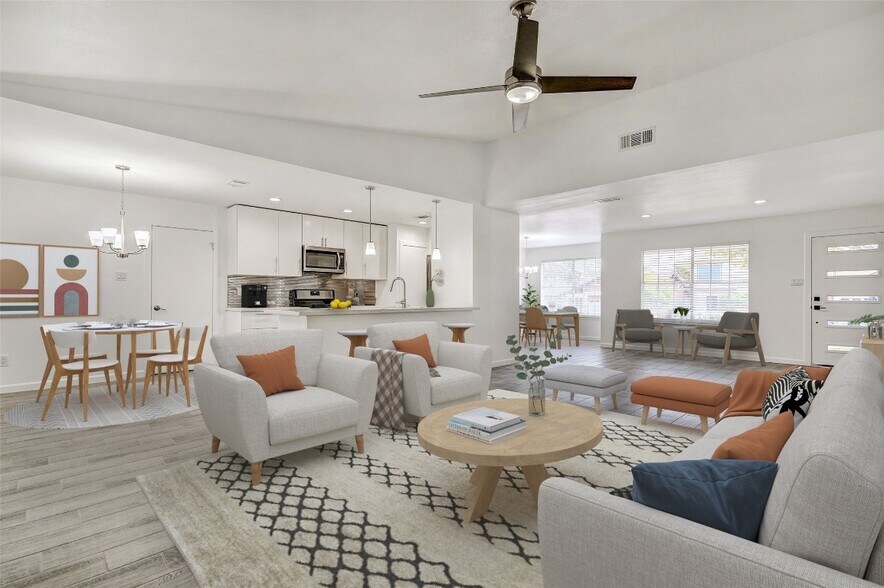 spacious living room - 11804 Aloe Vera Trl
