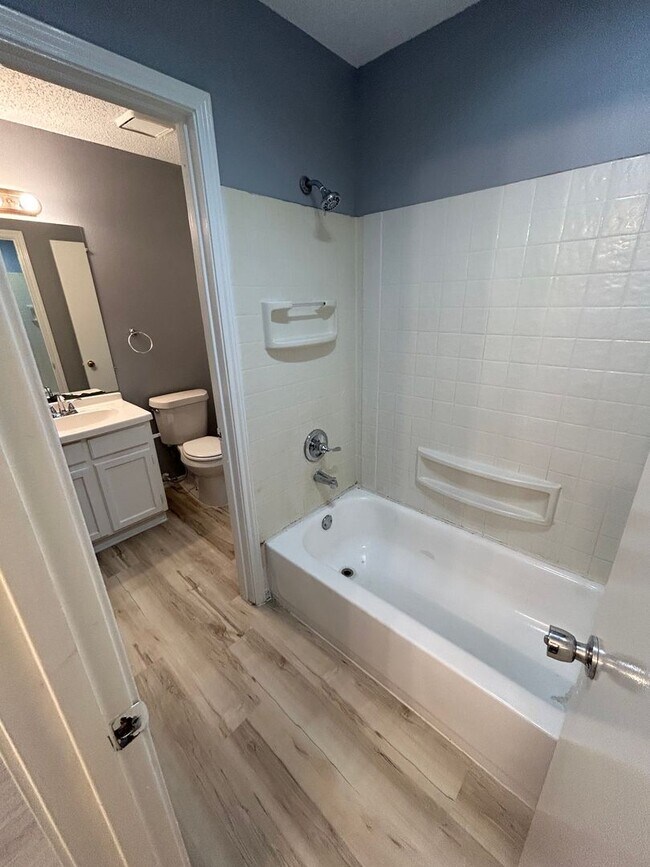 Building Photo - 2648 Pinta Cir