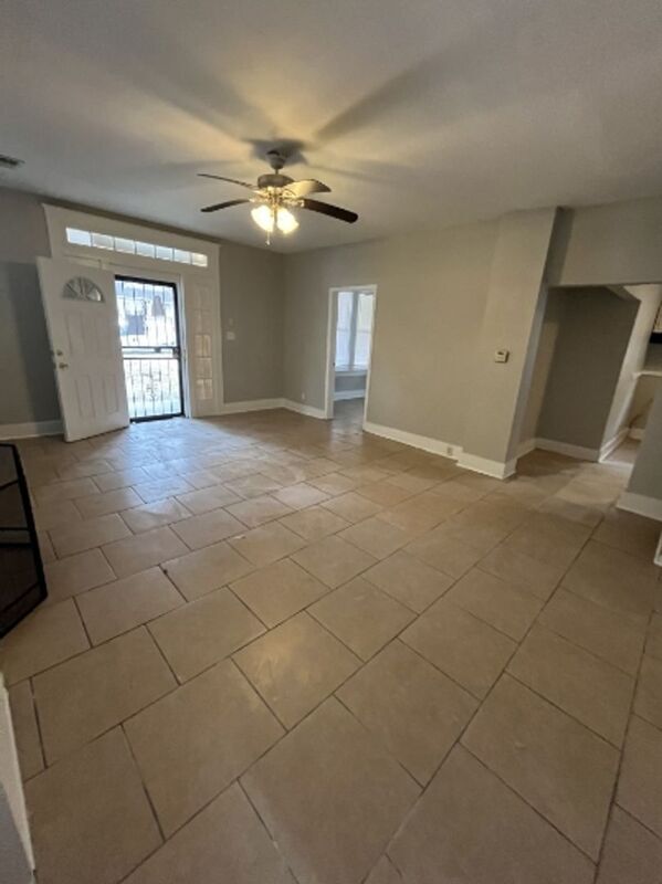 Building Photo - 3576 Spottswood Ave