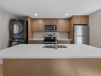 Building Photo - 40 Cedar St