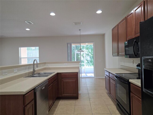 Building Photo - 311 Rambling Cir
