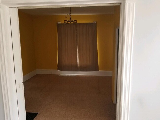 Building Photo - 709 Frederick St