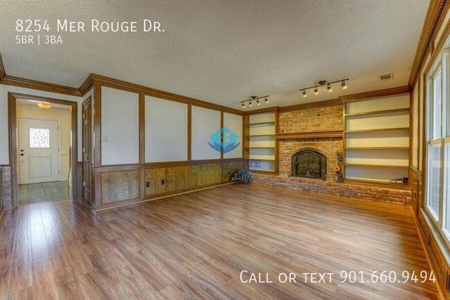 Building Photo - 8254 Mer Rouge Dr
