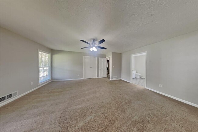 Building Photo - 1704 Cum Laude Way
