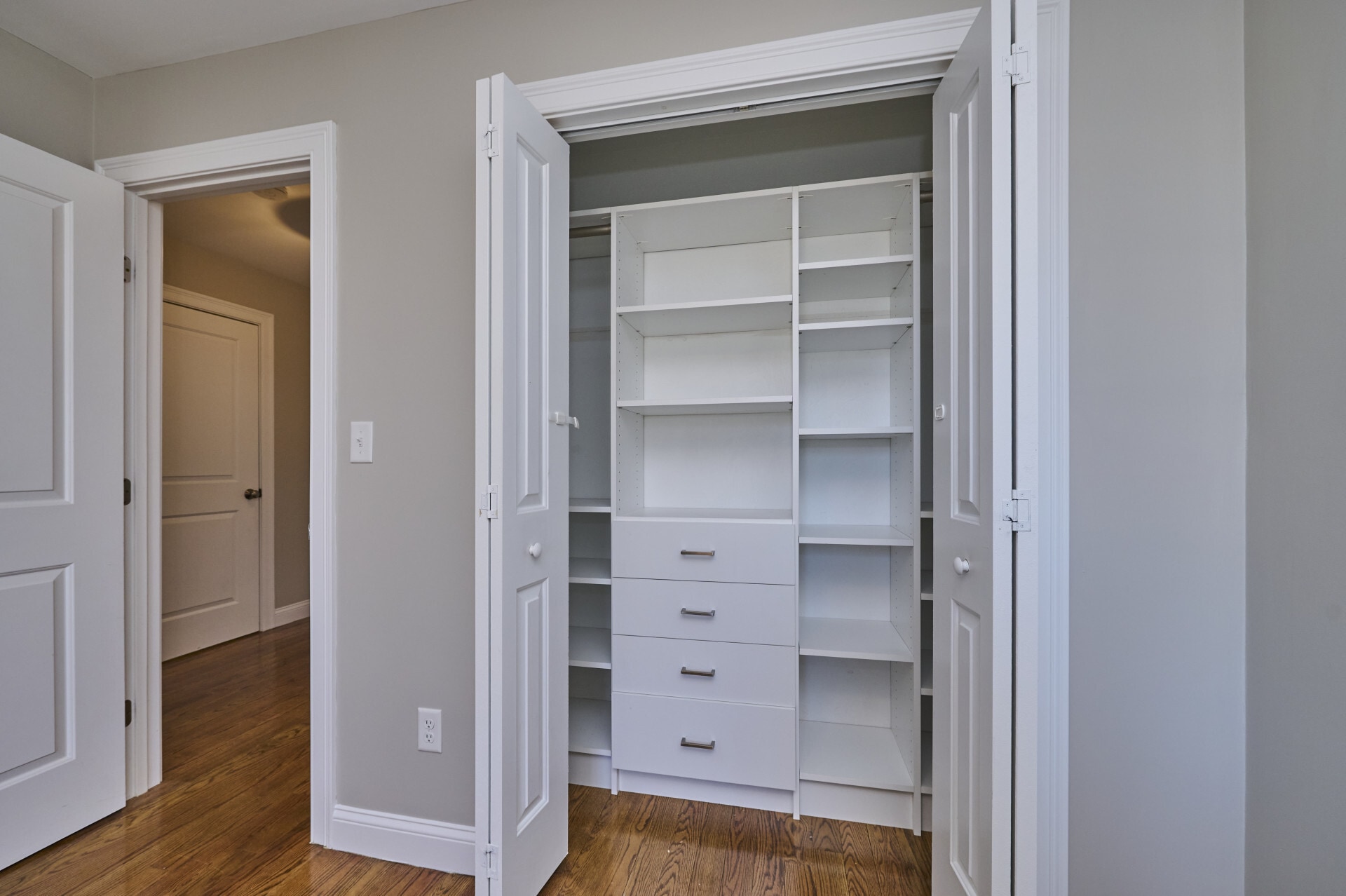 Building Photo - 25 Bellevue Ave