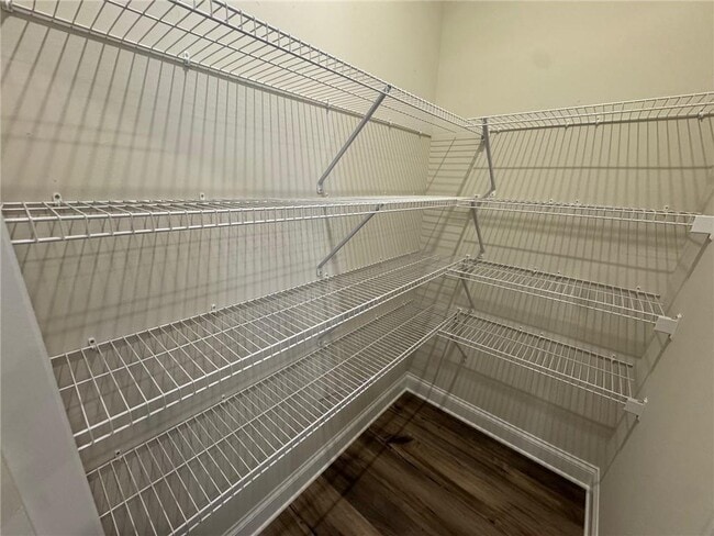 Building Photo - 3614 Shore Wood Ave