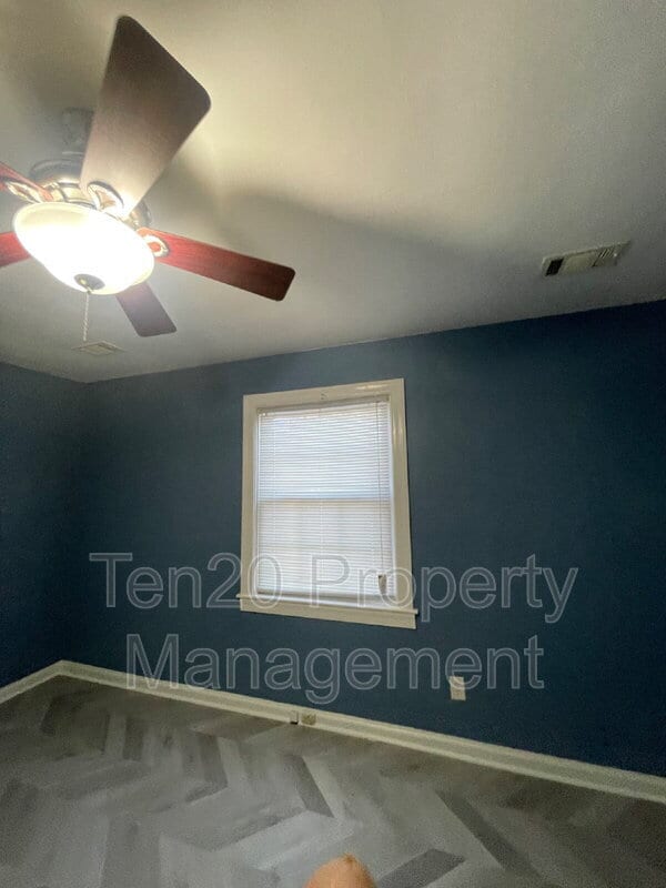 Building Photo - 4741 Armour Rd