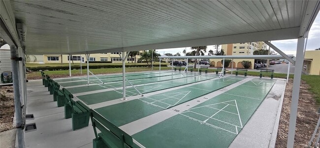 Building Photo - 4550 Cove Cir