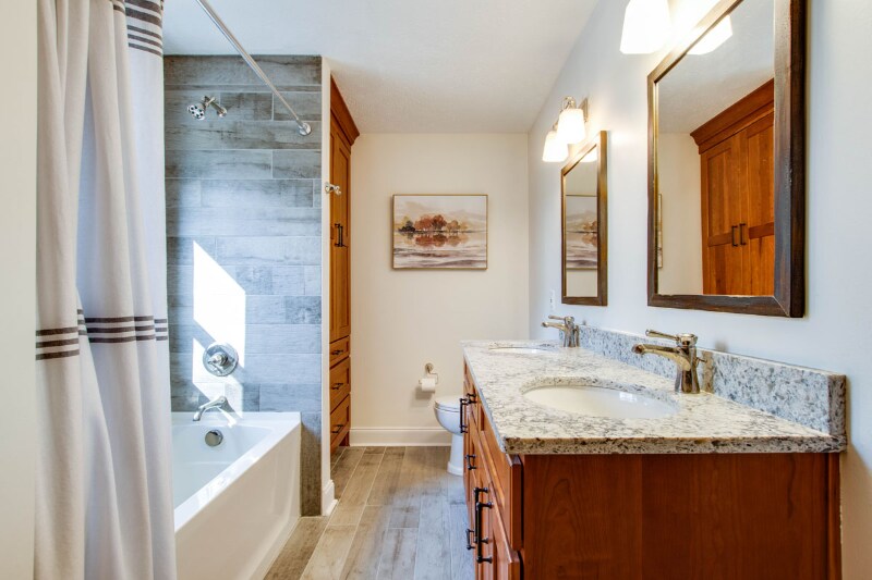 Building Photo - 1053 Tanger Ct