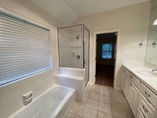 Building Photo - 5615 Shoal Creek Blvd