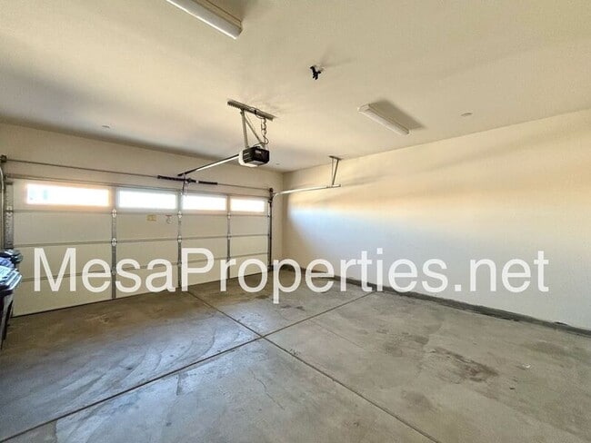 Building Photo - 15387 Patton St