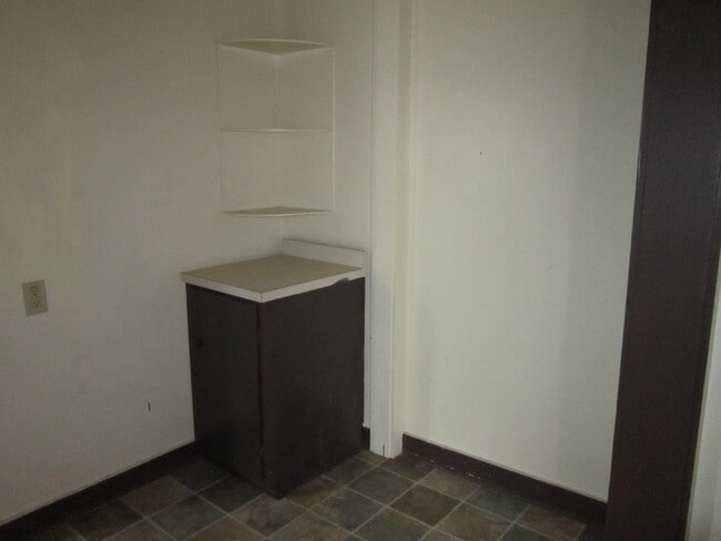 Building Photo - Wantland Duplex