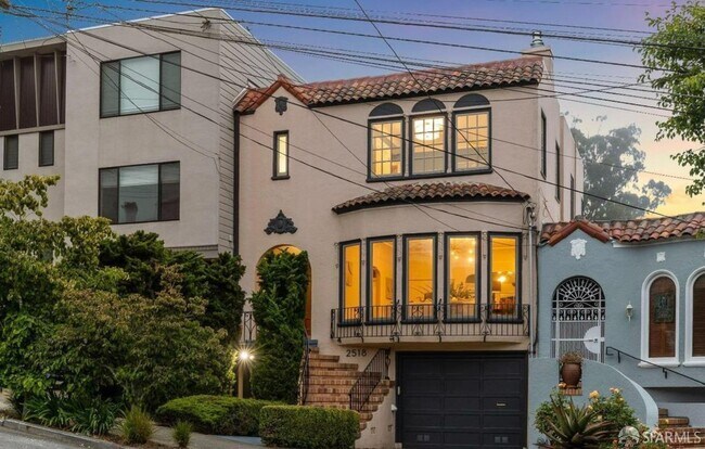 Building Photo - 2518 14th Ave