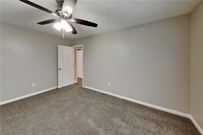 Building Photo - 1707 Hickory Grove Trail NW