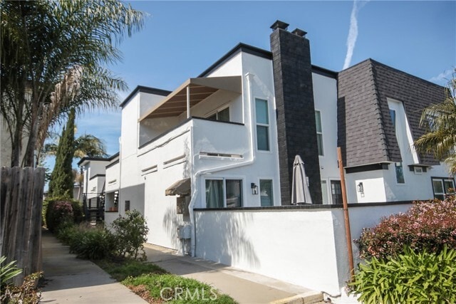 Building Photo - 16681 Sims Lane