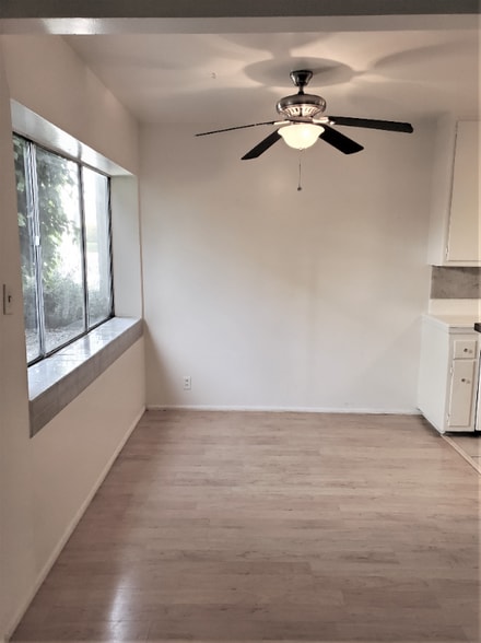 Building Photo - 1150 Manhattan Beach Blvd