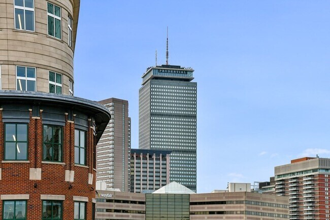 Building Photo - 285 Columbus Ave