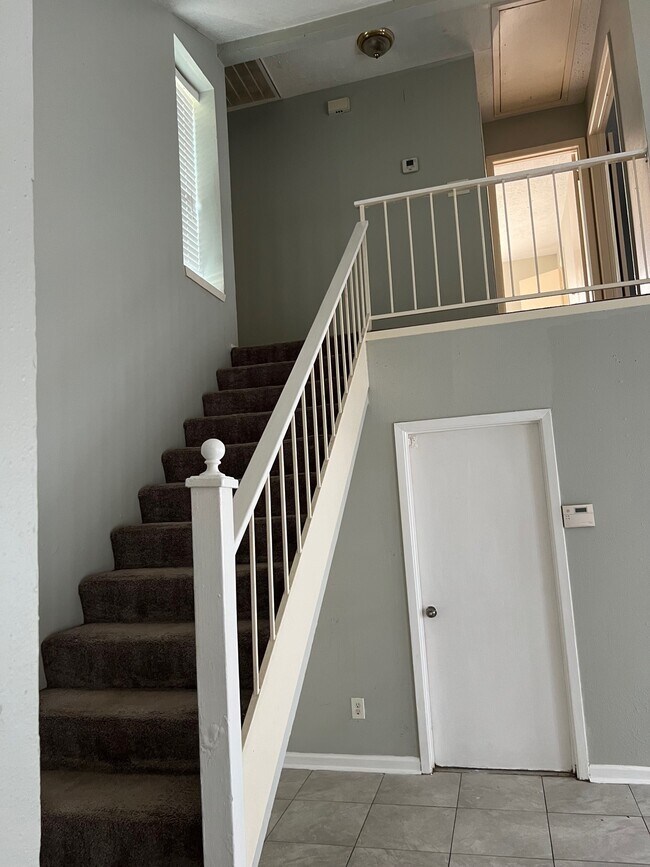 Building Photo - 18506 Andalusian Dr